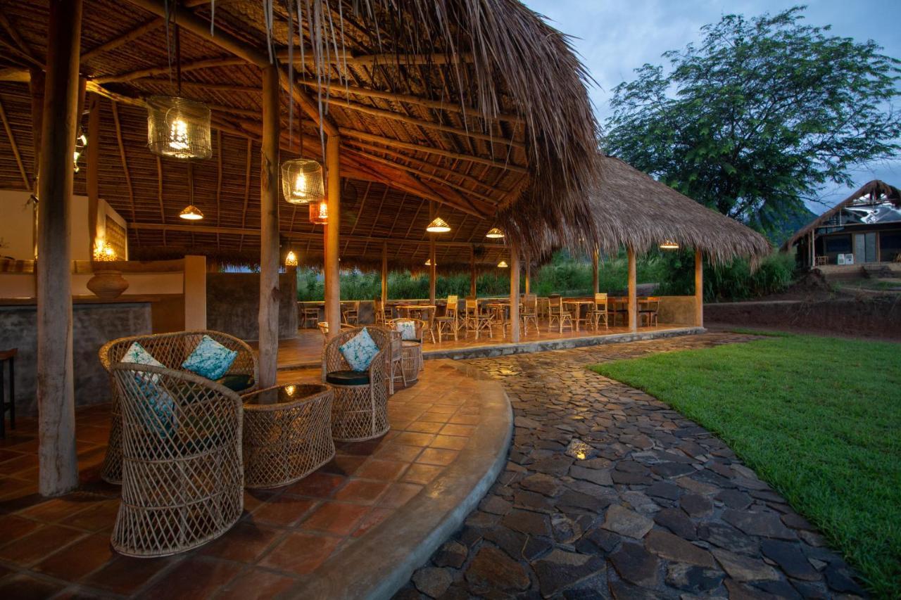 Wild Glamping Gal Oya - Thema Collection Hotel Galgamuwa  Buitenkant foto
