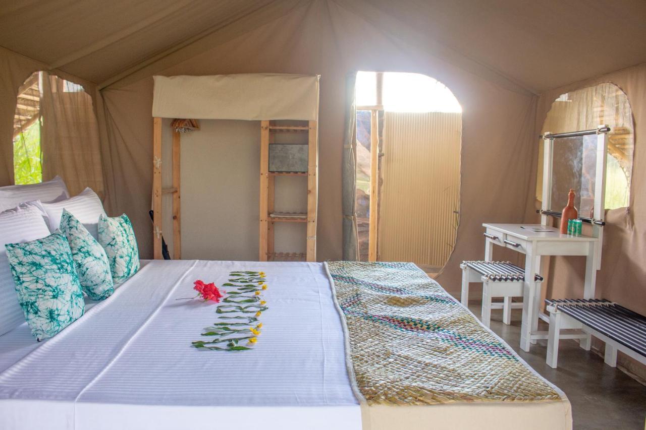 Wild Glamping Gal Oya - Thema Collection Hotel Galgamuwa  Buitenkant foto